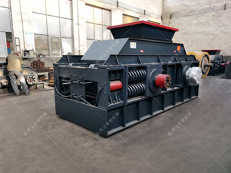 鵝卵石對輥破碎機介紹，為什么選擇金聯(lián)機械？