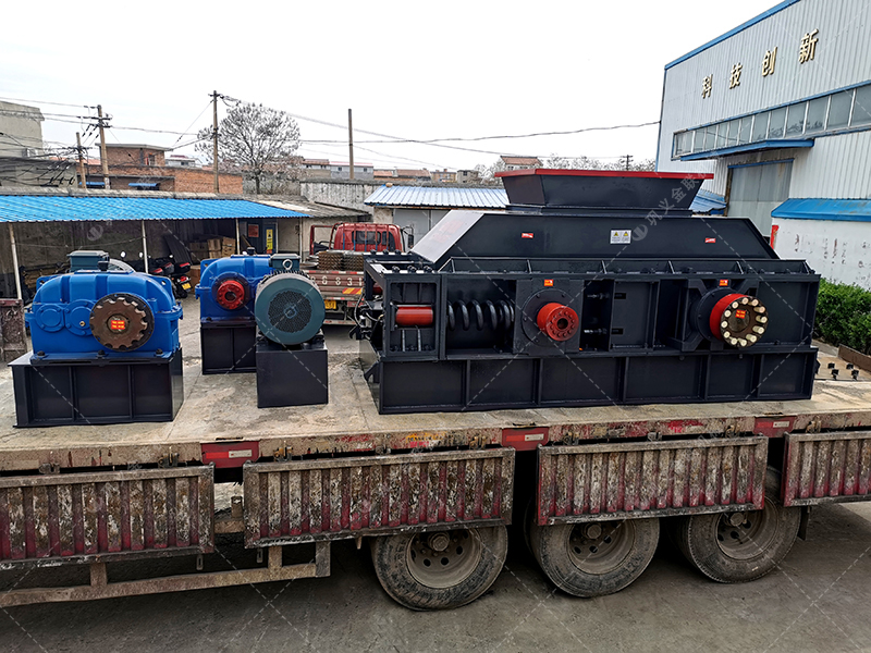 時產(chǎn)30-300噸玄武巖對輥制砂機生產(chǎn)線配置及工藝流程介紹 時產(chǎn)30-300噸玄武巖對輥制砂機生產(chǎn)線配置及工藝流程介紹