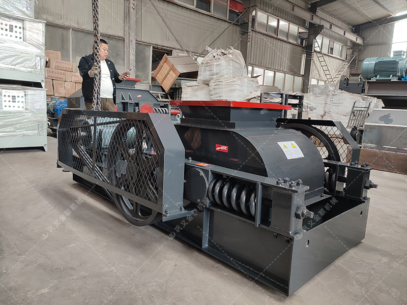 狼牙破碎機(jī)是什么設(shè)備？在哪些行業(yè)中有廣泛應(yīng)用？