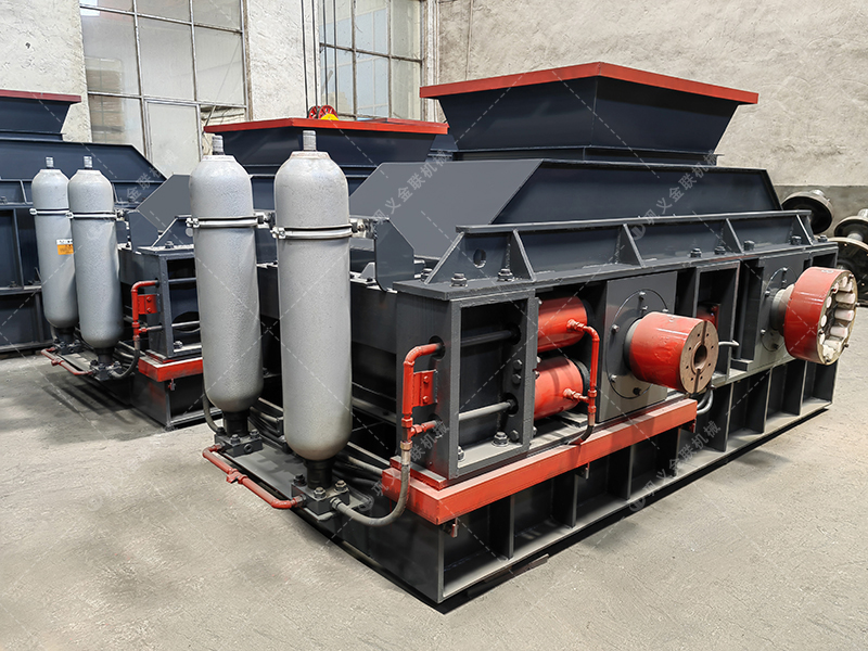 青石制砂難題多？對(duì)輥破碎機(jī)如何輕松應(yīng)對(duì)？