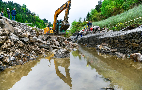 �F�����x����Ƭ�^(q��)�r(n��ng)��Ҏ(gu��)������ˮ����һ�w����ˮ�O(sh��)�����a(ch��n)�S��ֱ�N