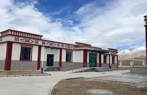 �����ԁ�(l��i)ˮ�Sһ�w����ˮ�O(sh��)���x�ķN�ȱ������ܱ��ϳ�ˮ�_(d��)��(bi��o)?