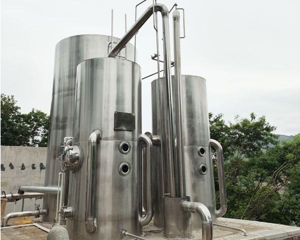 云南文山村鎮(zhèn)安全飲水一體化凈水設(shè)備項(xiàng)目（40噸/小時(shí)）